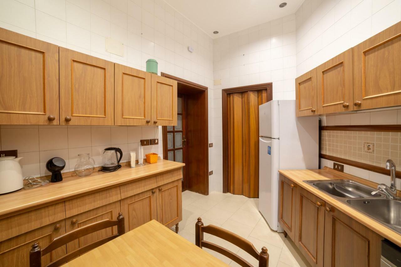 The Dante Apartment By HouseinNapoli Bagian luar foto
